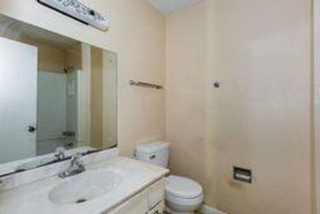 8882 Ashwood Dr, Riverdale, GA 30274