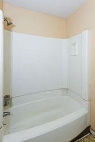 8882 Ashwood Dr, Riverdale, GA 30274