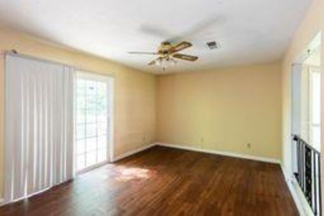 8882 Ashwood Dr, Riverdale, GA 30274