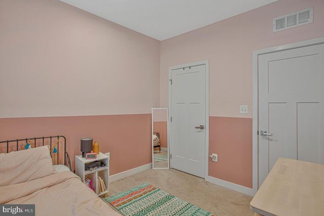 160 LYONS CREEK DR, Laurel, MD 20708