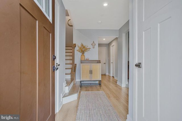 160 LYONS CREEK DR, Laurel, MD 20708