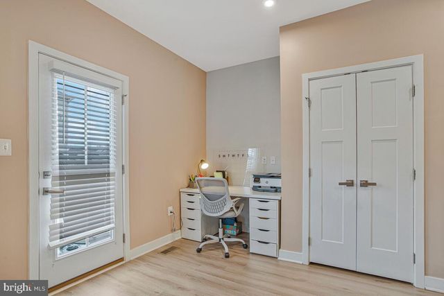 160 LYONS CREEK DR, Laurel, MD 20708