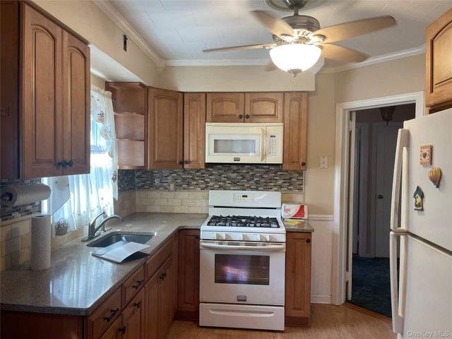 8910 221st Place, Queens Village, NY 11427