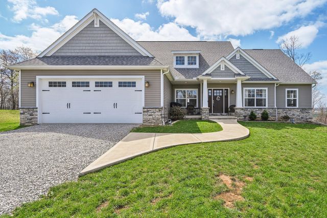 6778 Clearport Road SW, Lancaster, OH 43130