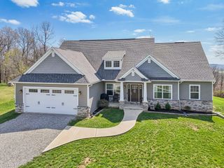 6778 Clearport Road SW, Lancaster, OH 43130