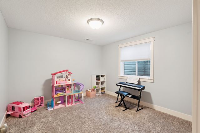 1620 SW Cascade Falls Drive, Ankeny, IA 50023