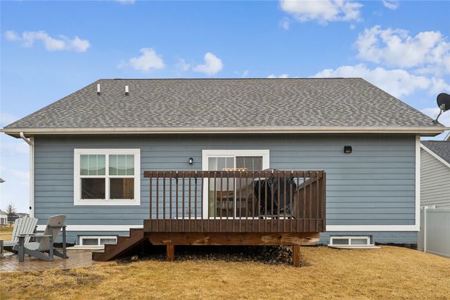 1620 SW Cascade Falls Drive, Ankeny, IA 50023