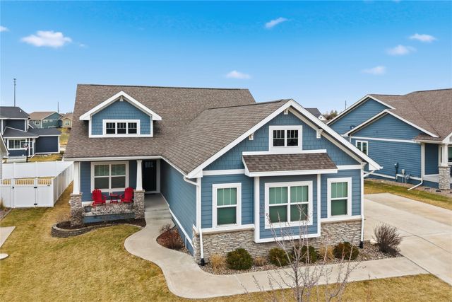 1620 SW Cascade Falls Drive, Ankeny, IA 50023