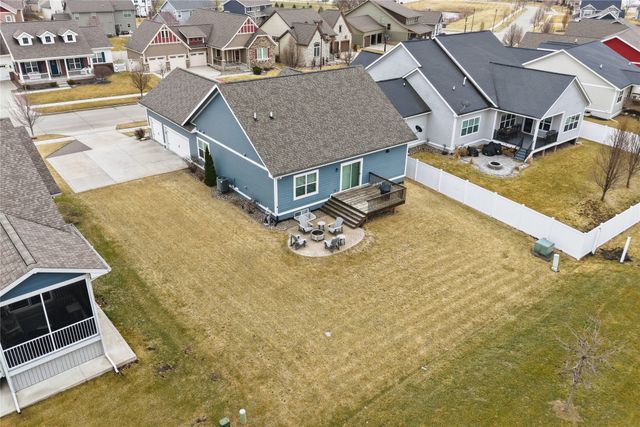 1620 SW Cascade Falls Drive, Ankeny, IA 50023