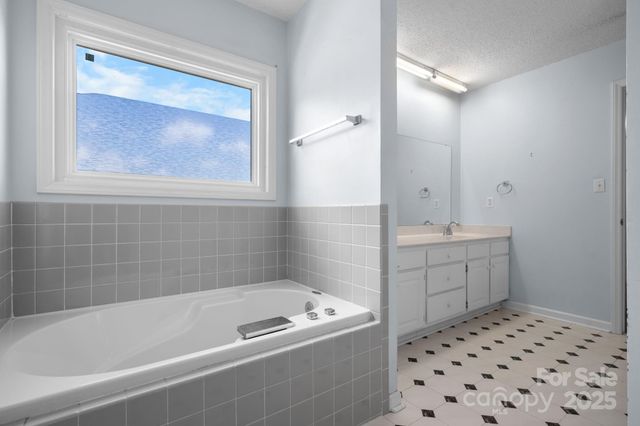 712 Painted Feather Lane NW, Conover, NC 28613