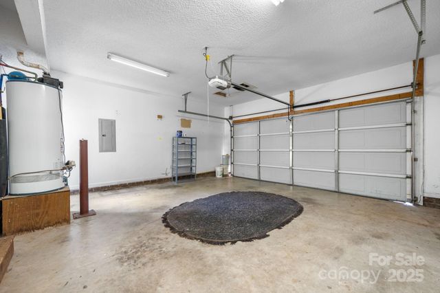 712 Painted Feather Lane NW, Conover, NC 28613