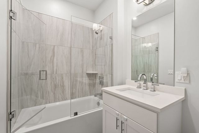 201 W 8th St 3A, Boston, MA 02127