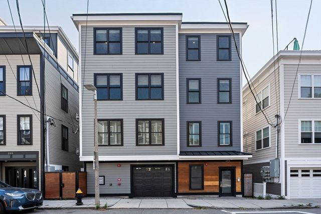 201 W 8th St 3A, Boston, MA 02127