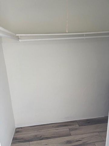 2738 NE 32 Street 4, Fort Lauderdale, FL 33306