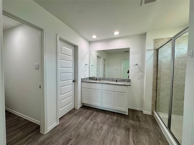 2216 Laurel Bloom Lane, Sealy, TX 77474