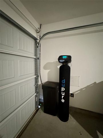 2216 Laurel Bloom Lane, Sealy, TX 77474