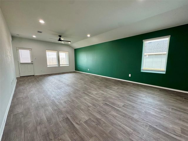 2216 Laurel Bloom Lane, Sealy, TX 77474