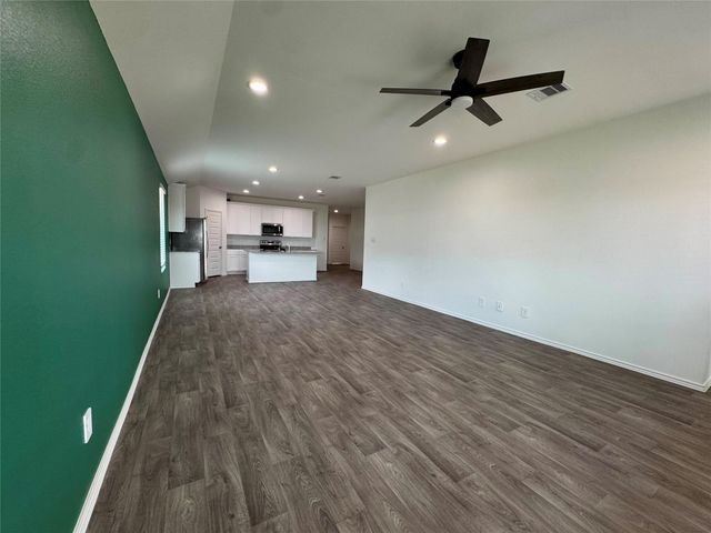 2216 Laurel Bloom Lane, Sealy, TX 77474