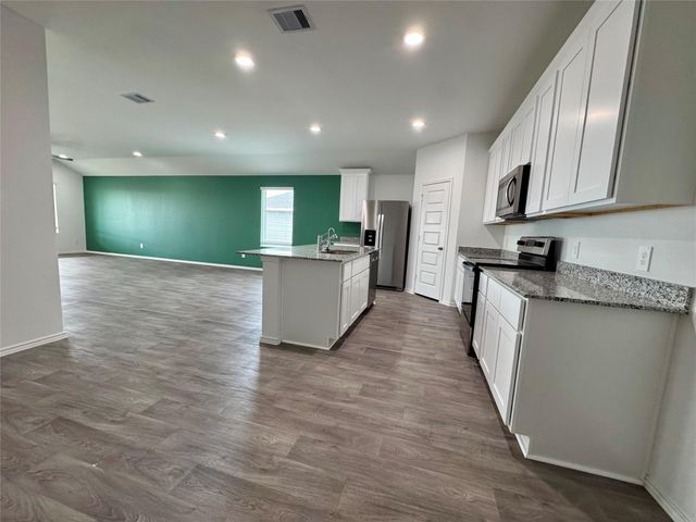 2216 Laurel Bloom Lane, Sealy, TX 77474