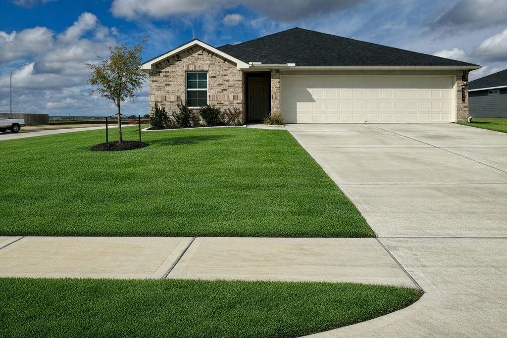 2216 Laurel Bloom Lane, Sealy, TX 77474