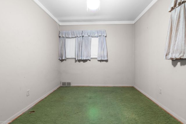 25534 Normandy Street, Roseville, MI 48066