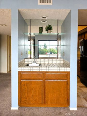 365 W Alameda 207, Burbank, CA 91506