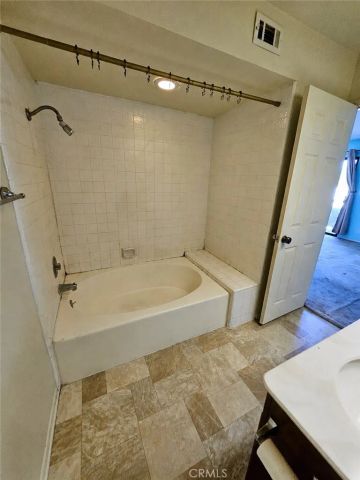 365 W Alameda 207, Burbank, CA 91506