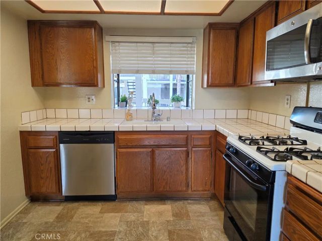 365 W Alameda 207, Burbank, CA 91506