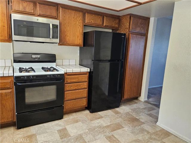 365 W Alameda 207, Burbank, CA 91506