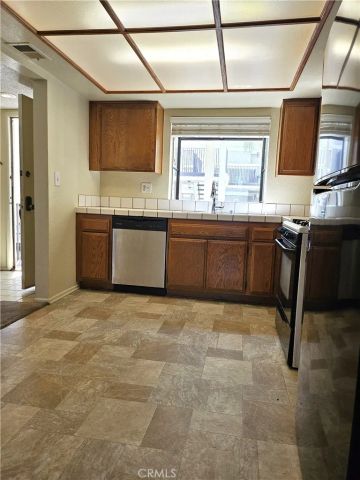 365 W Alameda 207, Burbank, CA 91506