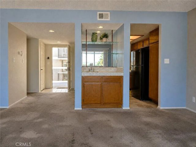 365 W Alameda 207, Burbank, CA 91506