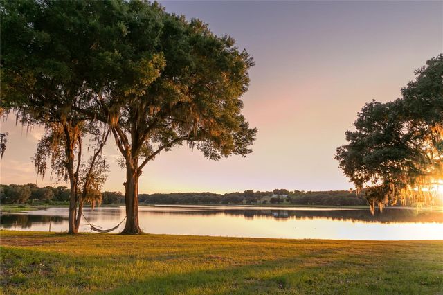 34710 CLAYTON ROAD, Dade City, FL 33523