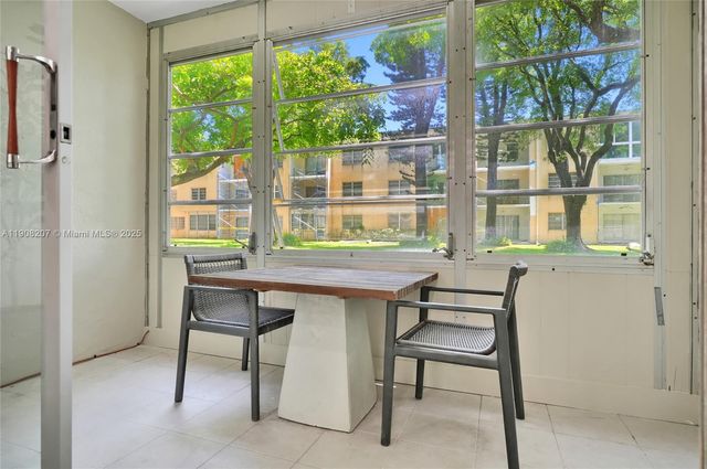 100 Ashbury Rd 103, Hollywood, FL 33024