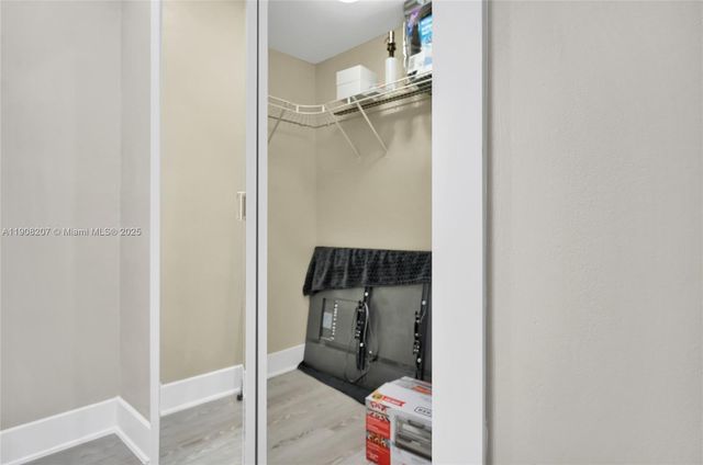 100 Ashbury Rd 103, Hollywood, FL 33024