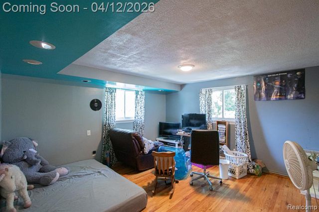 35501 Griswald Street, Clinton Township, MI 48035