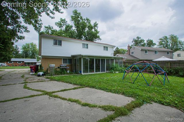 35501 Griswald Street, Clinton Township, MI 48035