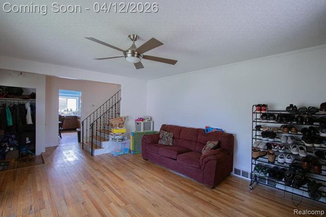 35501 Griswald Street, Clinton Township, MI 48035