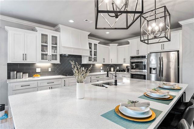 981 Osage View Drive, Bentonville, AR 72713