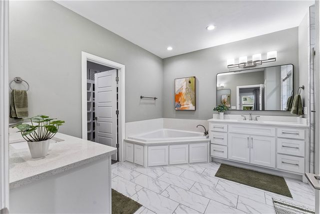 981 Osage View Drive, Bentonville, AR 72713