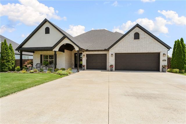 981 Osage View Drive, Bentonville, AR 72713