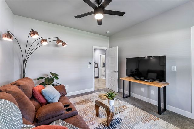981 Osage View Drive, Bentonville, AR 72713