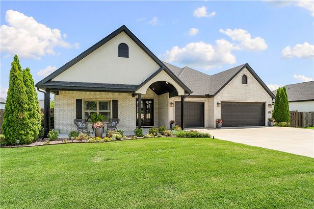 981 Osage View Drive, Bentonville, AR 72713