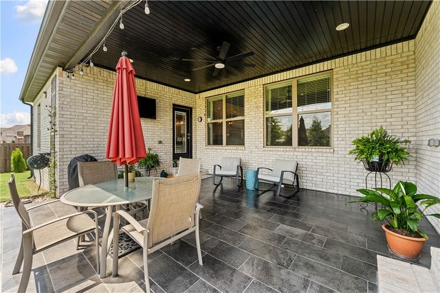981 Osage View Drive, Bentonville, AR 72713