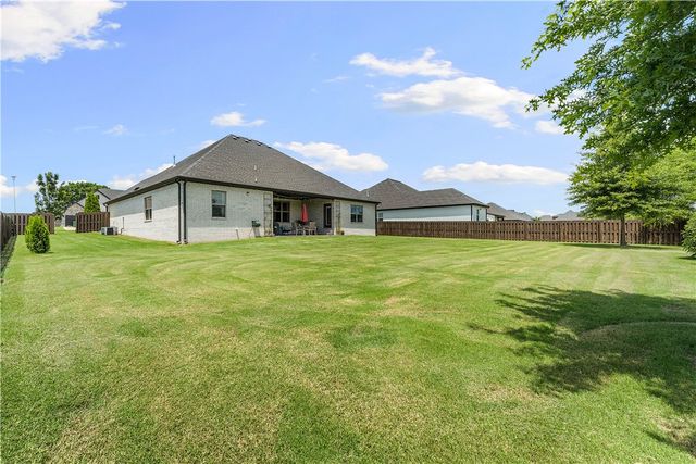 981 Osage View Drive, Bentonville, AR 72713