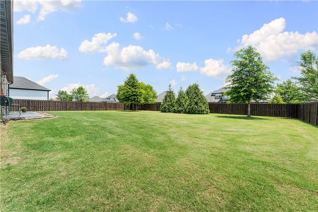 981 Osage View Drive, Bentonville, AR 72713