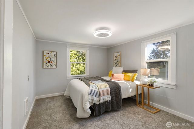 2022 NE Jensen Avenue, Bremerton, WA 98310