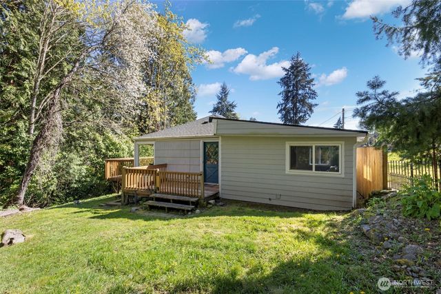2022 NE Jensen Avenue, Bremerton, WA 98310
