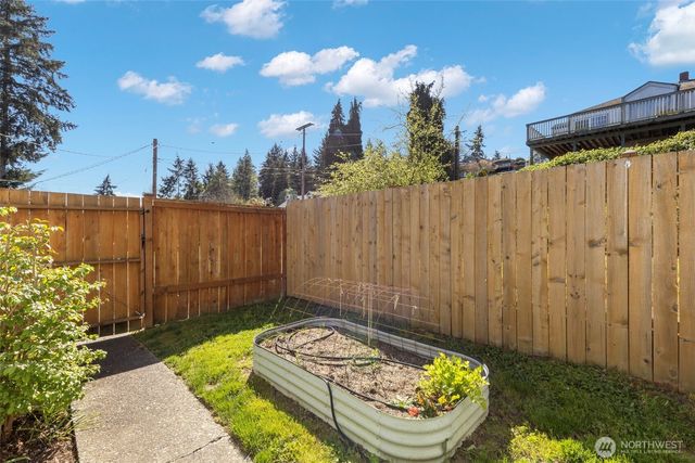 2022 NE Jensen Avenue, Bremerton, WA 98310