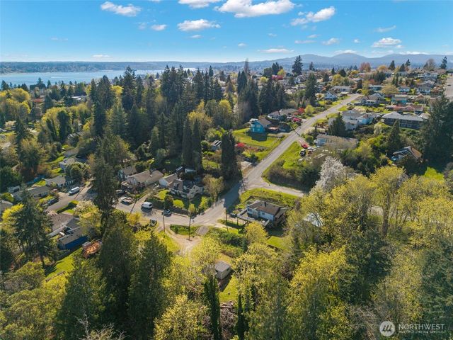 2022 NE Jensen Avenue, Bremerton, WA 98310