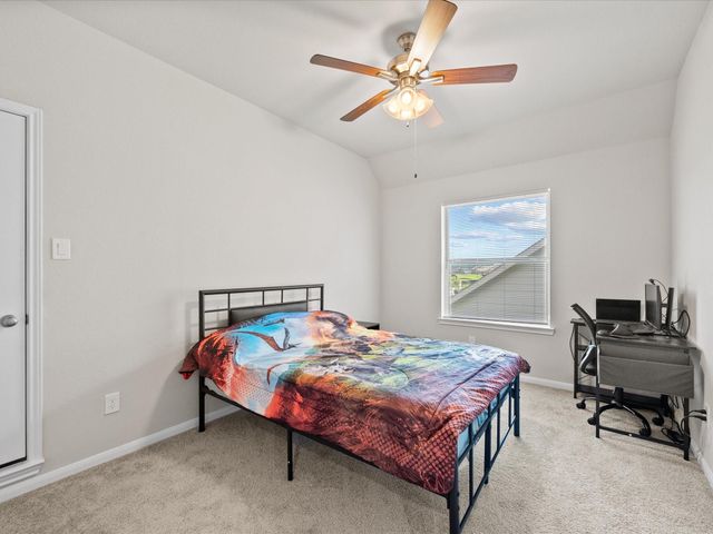 262 Peninsula Point Drive, Montgomery, TX 77356